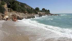 Spiaggia dei Balzi Rossi a Ventimiglia, un angolo di giurassico tra Riviera ligure e Costa Azzurra