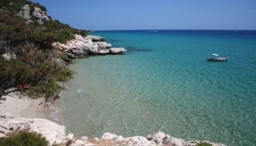 Cala Cartoe, un angolo di paradiso tra mare e natura incontaminata