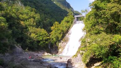 Friuli: Cascate di Crosis, immenso spettacolo delle Prealpi Giulie