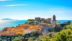 Posti da visitare in Toscana in estate, tra borghi sul mare e spiagge segrete