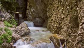 Gole dell’Infernaccio: il cuore selvaggio dei Sibillini tra canyon, eremi e natura pura
