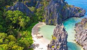 Hidden Beach, la spiaggia paradisiaca segreta delle Filippine