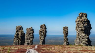 Manpupuner, le gigantesche rocce misteriose che sorvegliano l’infinito
