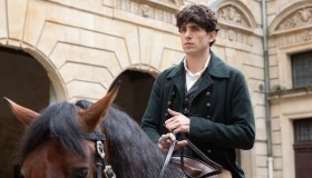 Dal set di Mare Fuori al Giappone gourmet: l’intervista a Nicolas Maupas che racconta i suoi viaggi più belli