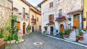 Pescasseroli, il borgo delle meraviglie in Abruzzo
