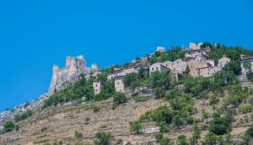 Dalle rovine al rilancio: Rocca Calascio, il borgo da Hollywood che rinasce