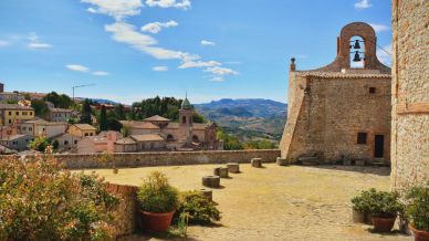 Valmarecchia, viaggio nell’anima tra borghi, natura e poesia