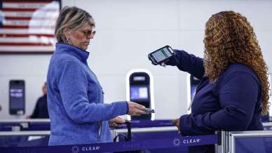 Stati Uniti, aumenta il costo dell’ESTA e a qualcuno potrebbe costare fino a 250 dollari