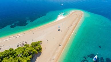 Spiagge per bambini in Croazia: piccoli paradisi perfetti per chi viaggia in famiglia
