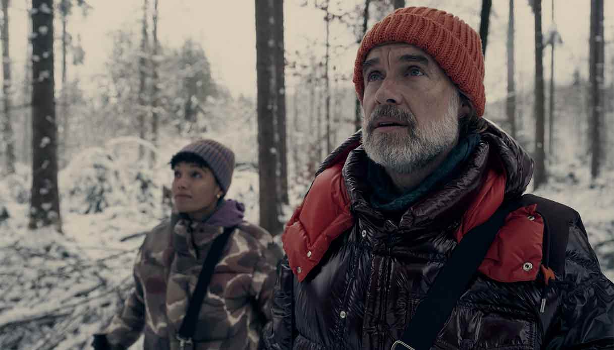 austria-nine-perfect-strangers-2