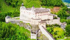 Hohenwerfen, il castello sull’orlo del precipizio e la dimora delle aquile