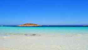 Le spiagge bianche della Spagna: un viaggio tra penisola iberica e isole, alla ricerca della bellezza