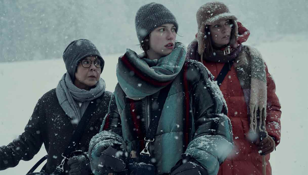 nine-perfect-strangers-2