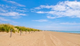 Spiagge libere nel Veneto: angoli di tranquillità tra sabbia dorata e paesaggi naturali