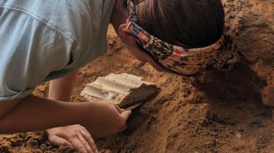 Scoperto in Spagna il più antico altare greco in marmo del Mediterraneo occidentale