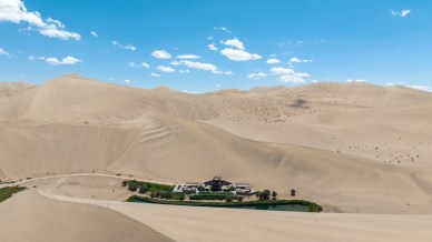 In Cina esiste un incredibile deserto pieno di dune che cantano