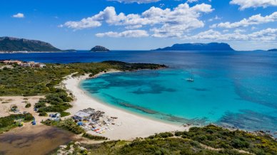 Spiaggia Bianca in Sardegna, l’angolo di meraviglia perfetto per le vostre vacanze