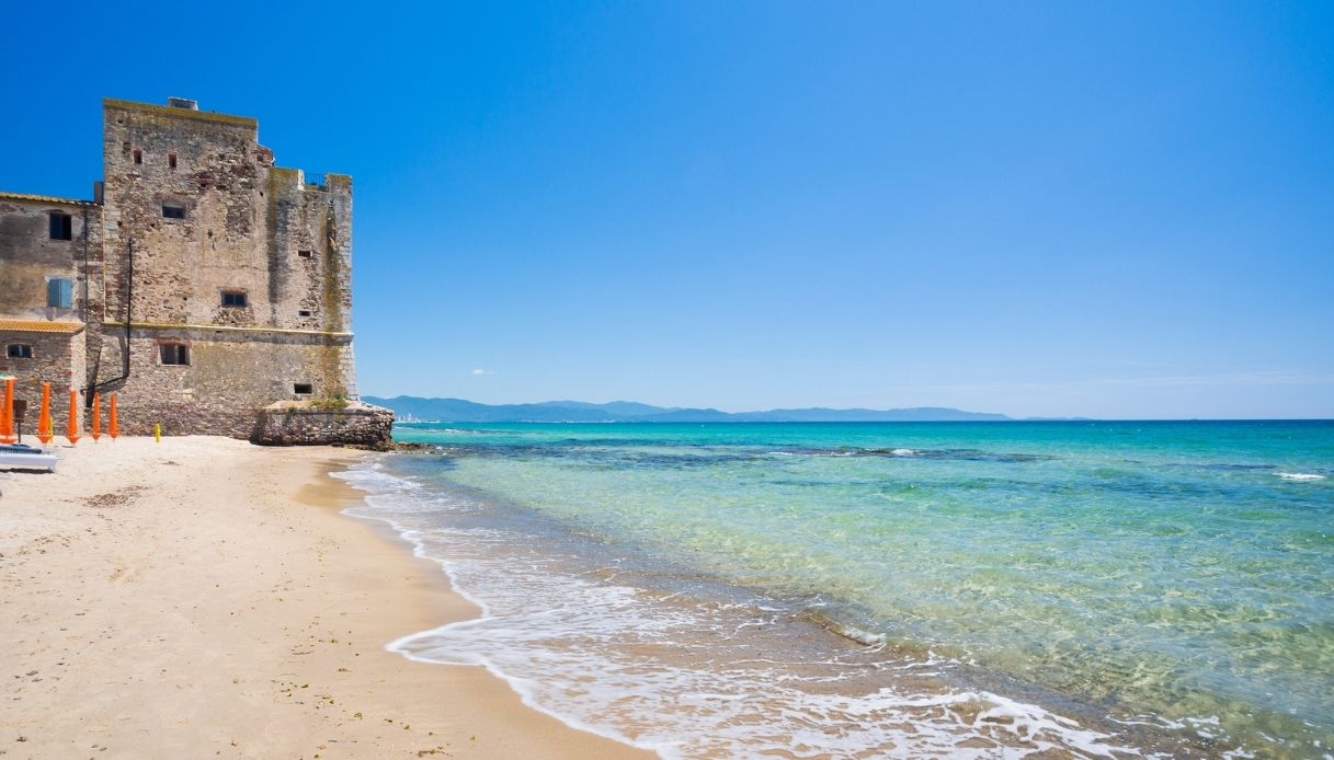Spiaggia libera in Toscana: Follonica