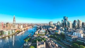 London Al Fresco, la città si trasforma con strade pedonali e tavolini all’aperto per viverla all’italiana