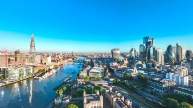 London Al Fresco, la città si trasforma con strade pedonali e tavolini all’aperto per viverla all’italiana