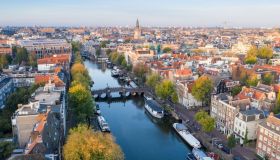 Non solo treni, arriva il bus notturno di lusso che collega 8 città europee