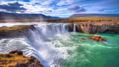 Goðafoss, la cascata degli Dei: dove leggenda e natura si incontrano in Islanda