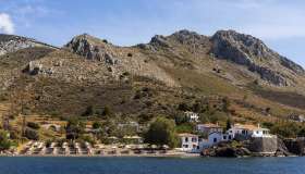 Le migliori spiagge di Hydra dove scoprire il fascino autentico dell’Egeo