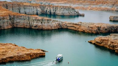 Lake Powell, il labirinto d’acqua scolpito nel deserto