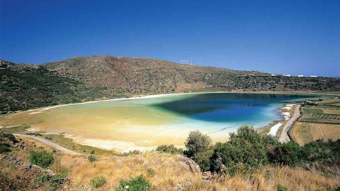 Il lago della Sicilia dove sembra di stare su Marte