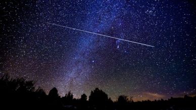 Agosto sotto il cielo stellato: un mese ricco di spettacoli astronomici