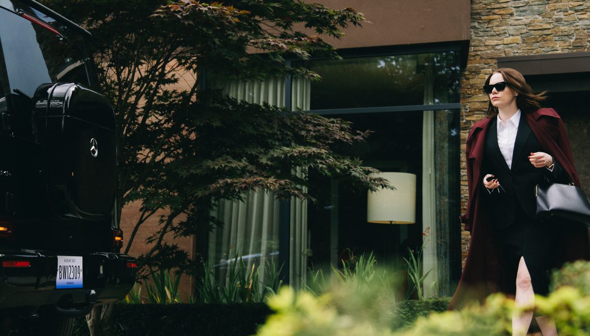 Emma Stone in Bugonia, il film presentato a Venezia 82