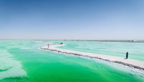 Il meraviglioso lago smeraldo, una delle attrazioni top della Cina