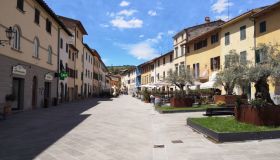 Gaiole in Chianti, tra vino, storia e pedalate d’altri tempi