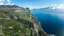 Cammino di Montecastello di Tignale: passeggiando tra storia e panorami sul Lago di Garda