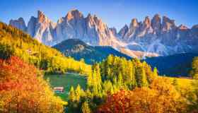 8 luoghi magici dove ammirare il foliage sulle Dolomiti