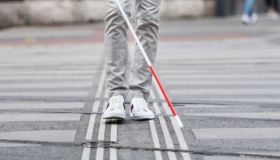 Turismo accessibile: viaggiare in autonomia grazie al bastone elettronico per non vedenti