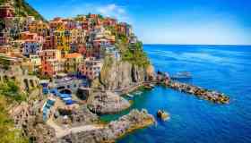 Manarola, la perla delle Cinque Terre premiata da Forbes