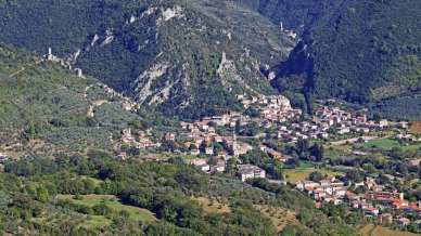 Ferentillo, il paese delle mummie e dei silenzi della Valnerina