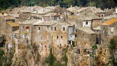 Halloween 2025 in Italia: notte di magia, brividi e meraviglie