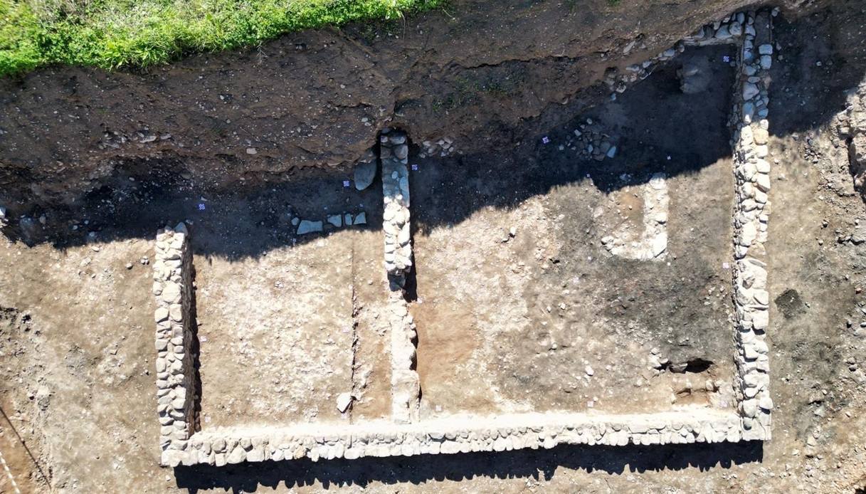 Veduta dell'edificio romano scoperto a Egna