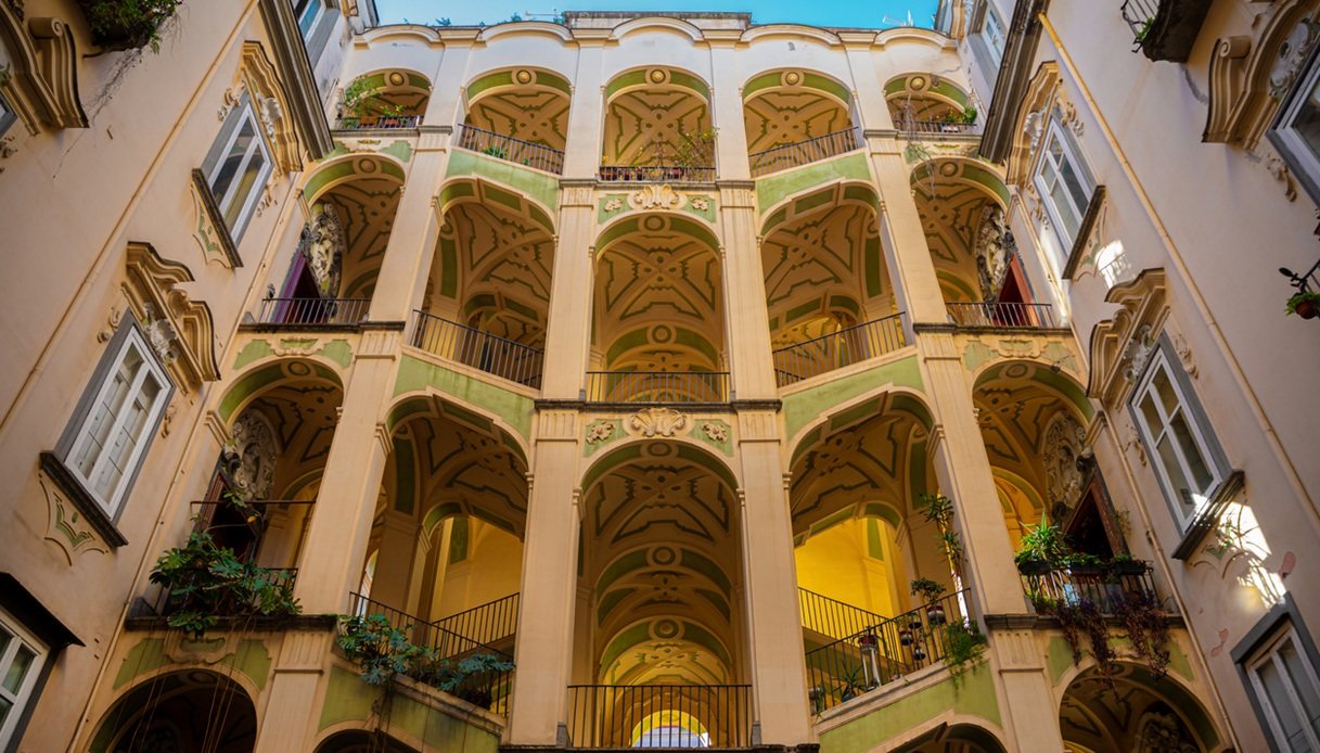 Palazzo dello Spagnolo del Rione Sanità a Napoli