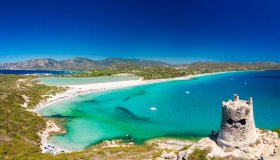 Le spiagge più belle rischiano di sparire: anche la Sardegna nella lista europea