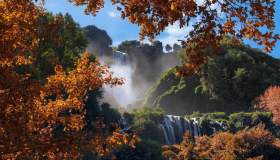 10 scenari incantati dove ammirare il foliage in Umbria