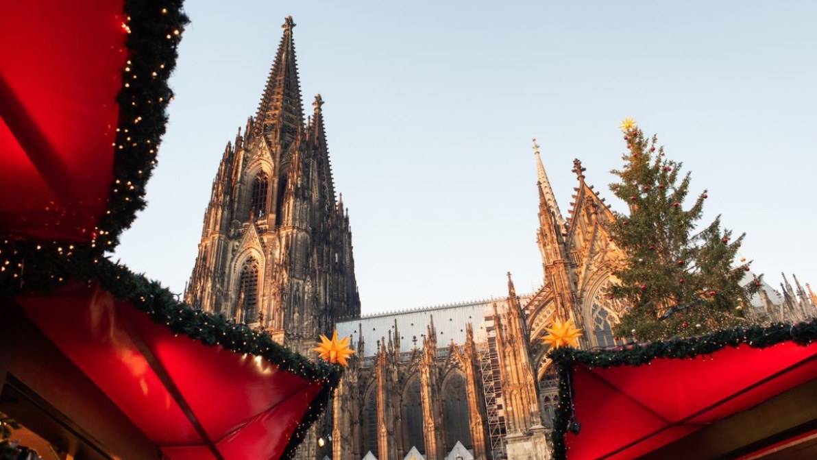 Vacanze di Natale: l’offerta Ryanair per scoprire i mercatini più magici d’Europa