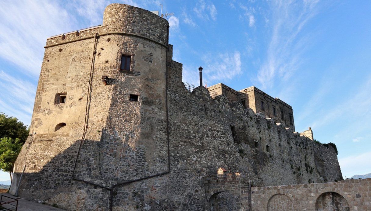 Il meraviglioso Castello di Limatola