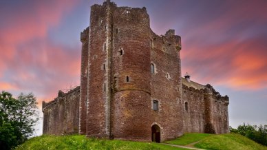 Castello di Doune, il set di Outlander dove la Scozia medievale incanta