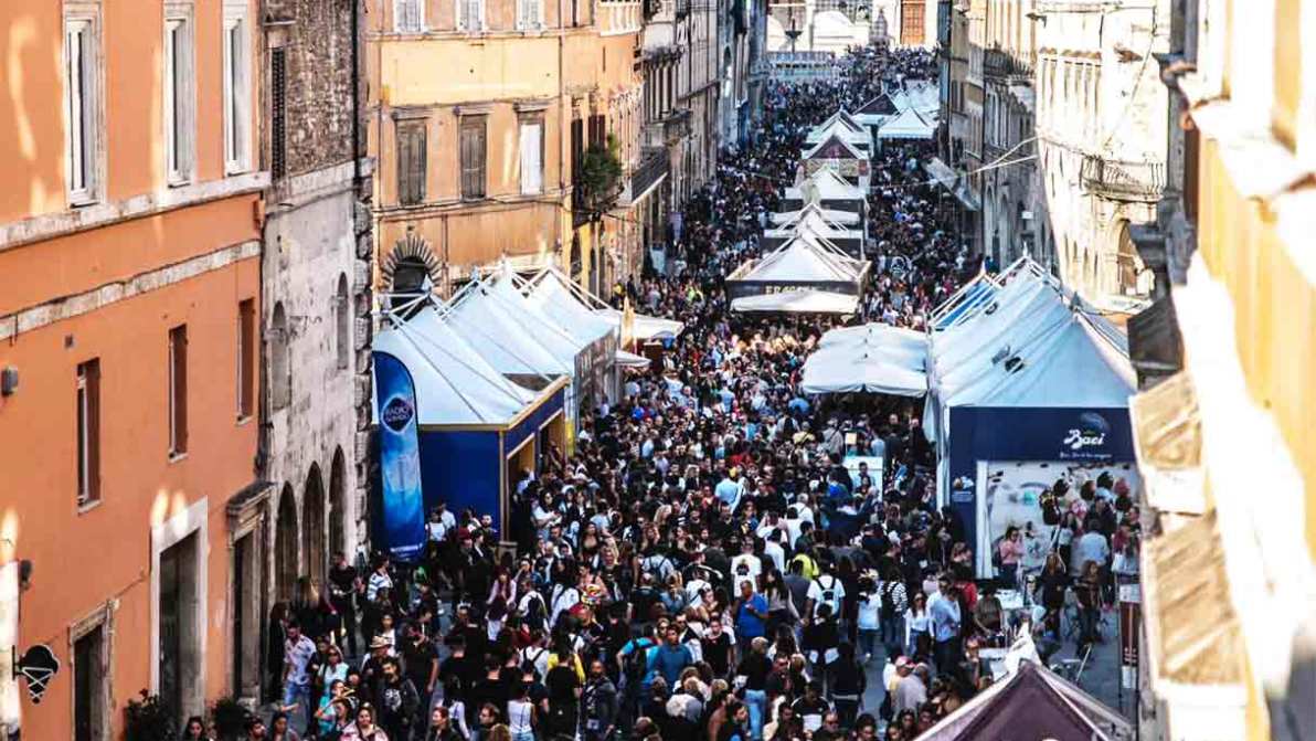Dal cioccolato alla bagna caoda, dall’olio allo zafferano, le sagre del weekend del 15 e16 novembre 2025