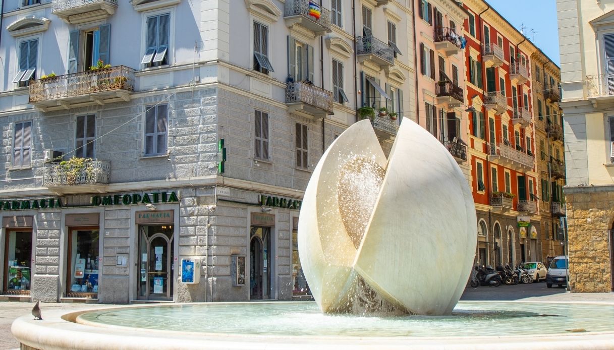 Fontana in centro a La Spezia