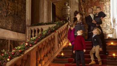 Natale nei Beni del FAI addobbati dove vivere la magia delle feste