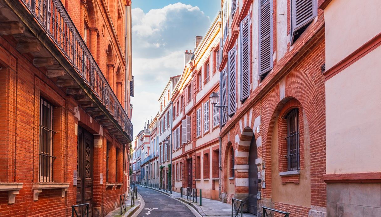 I tipici palazzi rosa di Tolosa